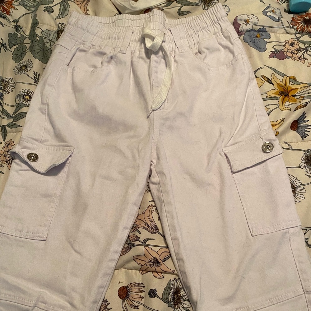 White cargo pant joggers. Good condition.